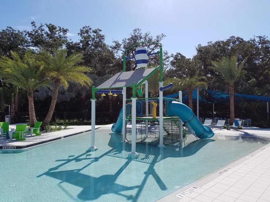 Beautiful Renovated 6 Bed Pool Home Vacation Rental in Kissimmee - RedAwning