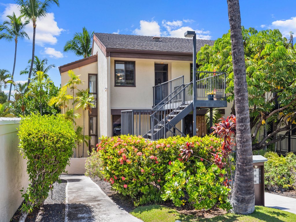 Country Club Villas#326 Vacation Rental in Kailua Kona - RedAwning