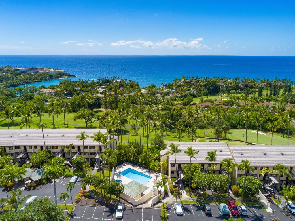 Country Club Villas#326 Vacation Rental in Kailua Kona - RedAwning