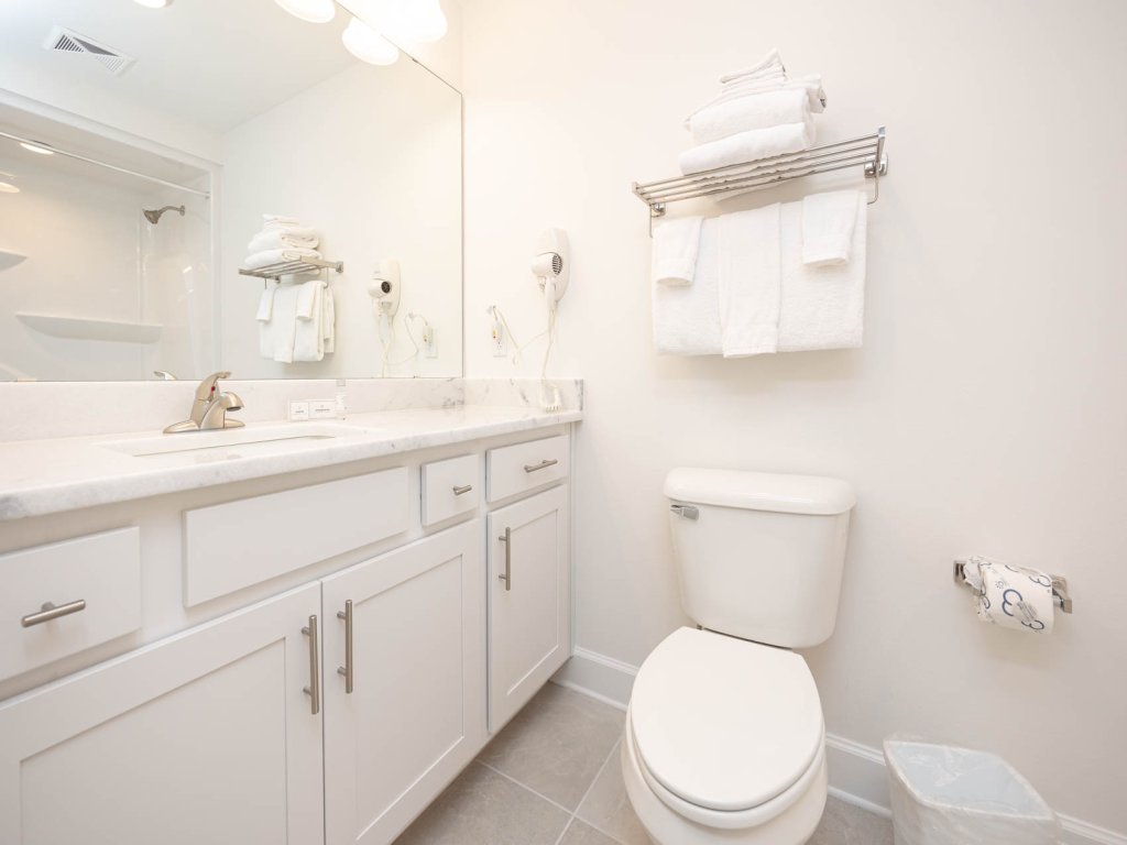 Phoenix Gulf Towers 1406 Vacation Rental in Orange Beach - RedAwning