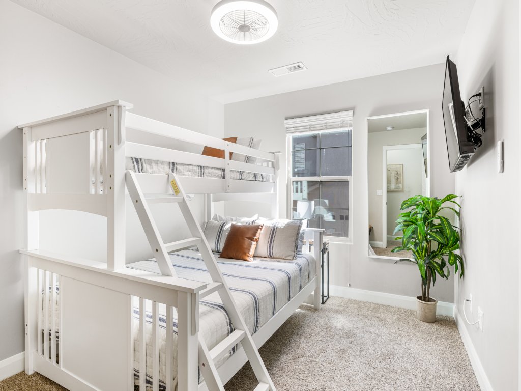 Haven in the Sand Vacation Rental in Utah - RedAwning