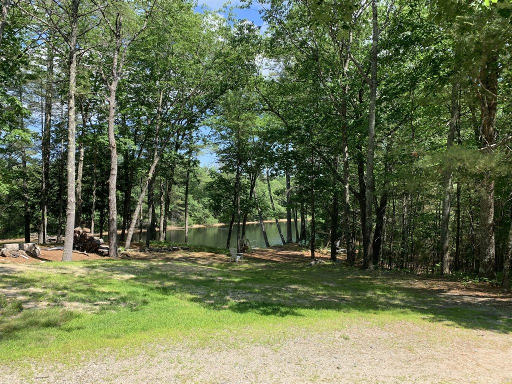 THE RIVER HOUSE LIMIT 6 Vacation Rental in Maine - RedAwning