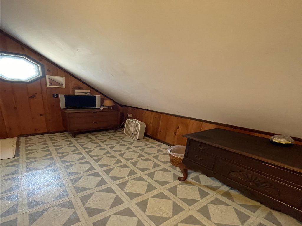 1901 HOUSE  LIMIT 10 Vacation Rental in Maine - RedAwning