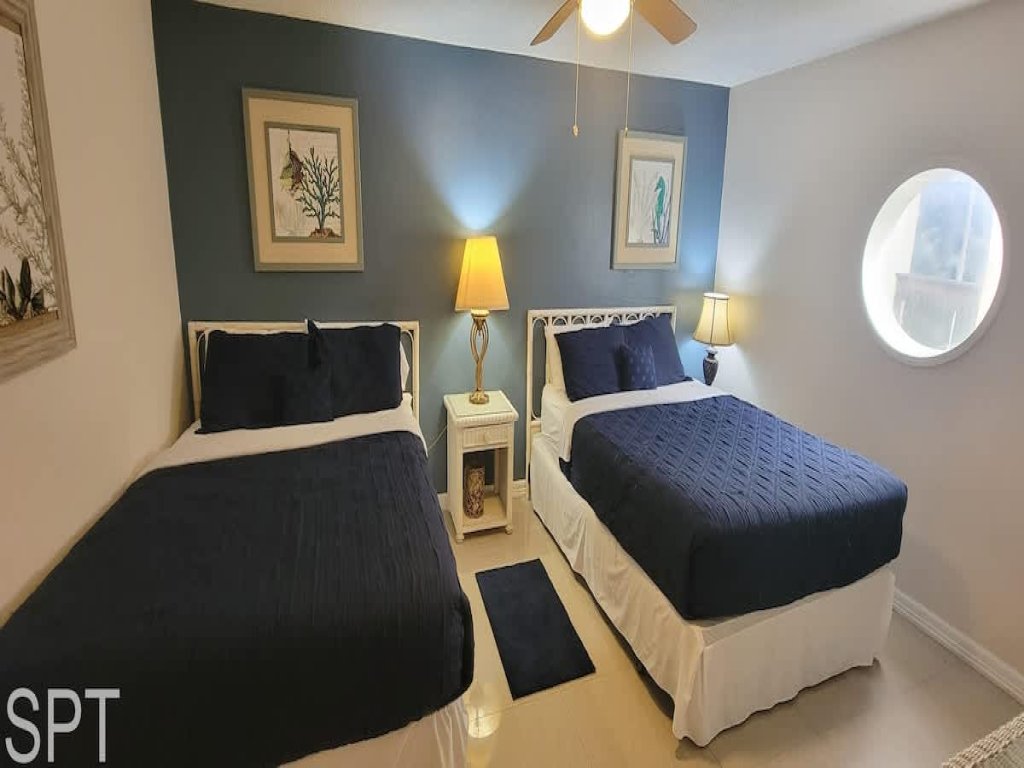 "Beachfront Resort & Pools " Great Family Space Vacation Rental in South Padre Island - RedAwning