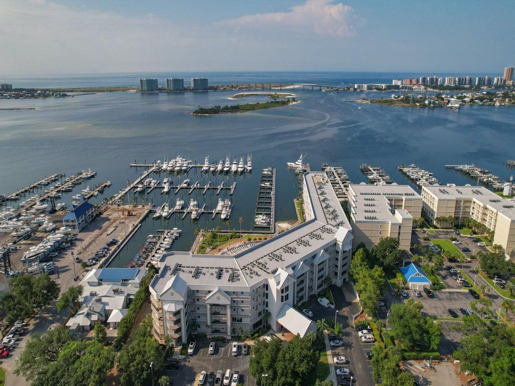 The Moorings 103 Vacation Rental in Orange Beach - RedAwning
