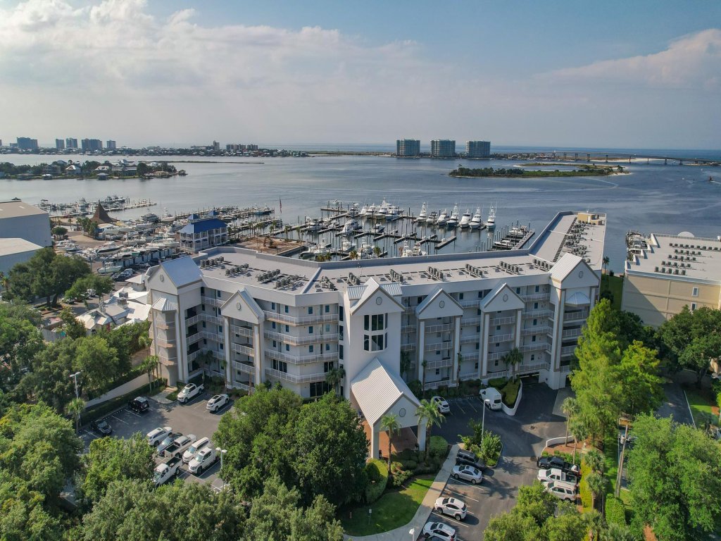 The Moorings 103 Vacation Rental in Orange Beach - RedAwning