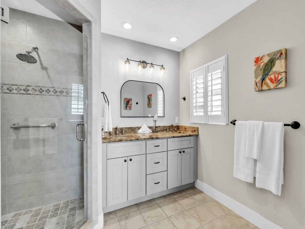 Casa Cay      Vacation Rental in Anna Maria - RedAwning