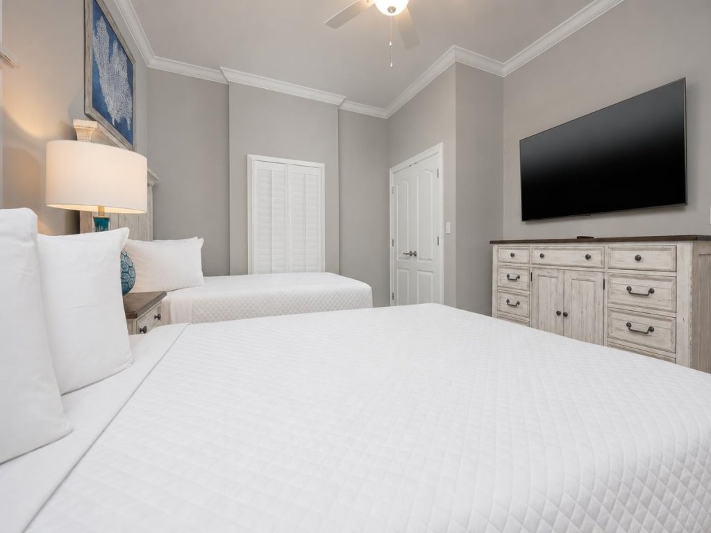 Phoenix Gulf Towers 507 Vacation Rental in Orange Beach - RedAwning