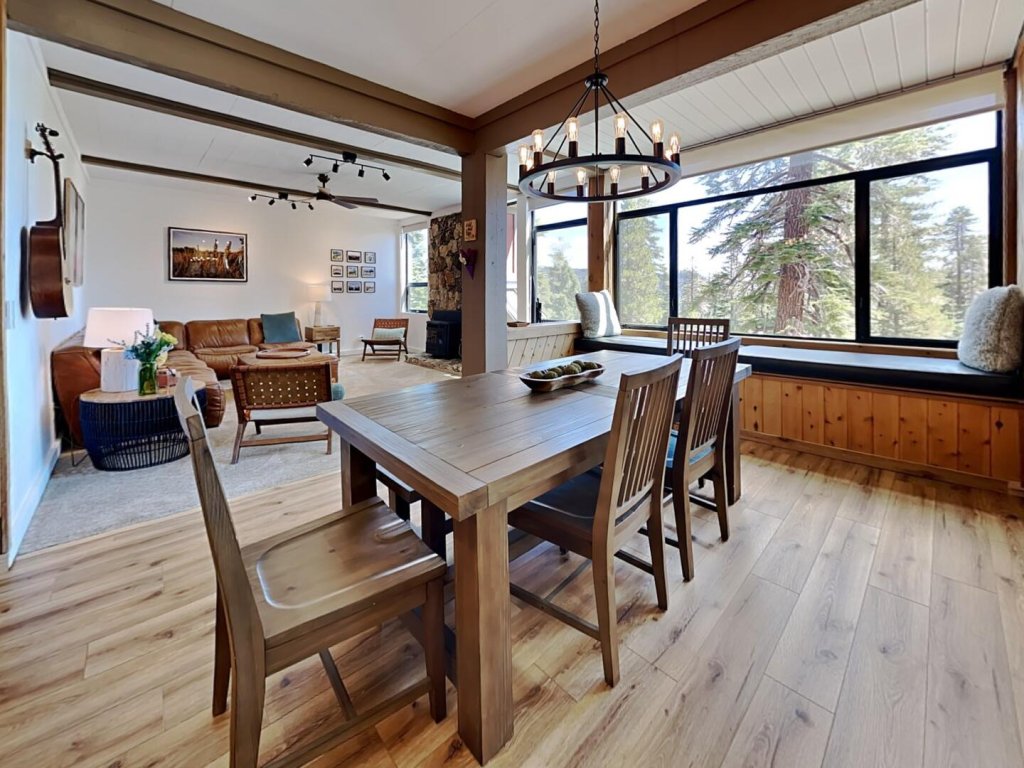 Spacious Slopeside Location (Unit 542 at 1849) Vacation Rental in Mammoth Lakes - RedAwning