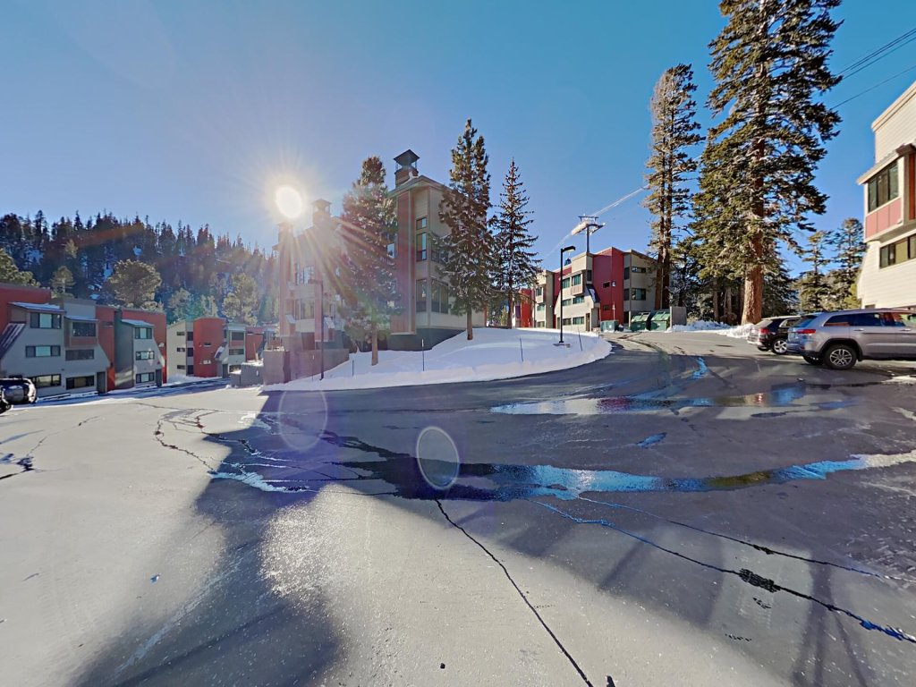 Spacious Slopeside Location (Unit 542 at 1849) Vacation Rental in Mammoth Lakes - RedAwning