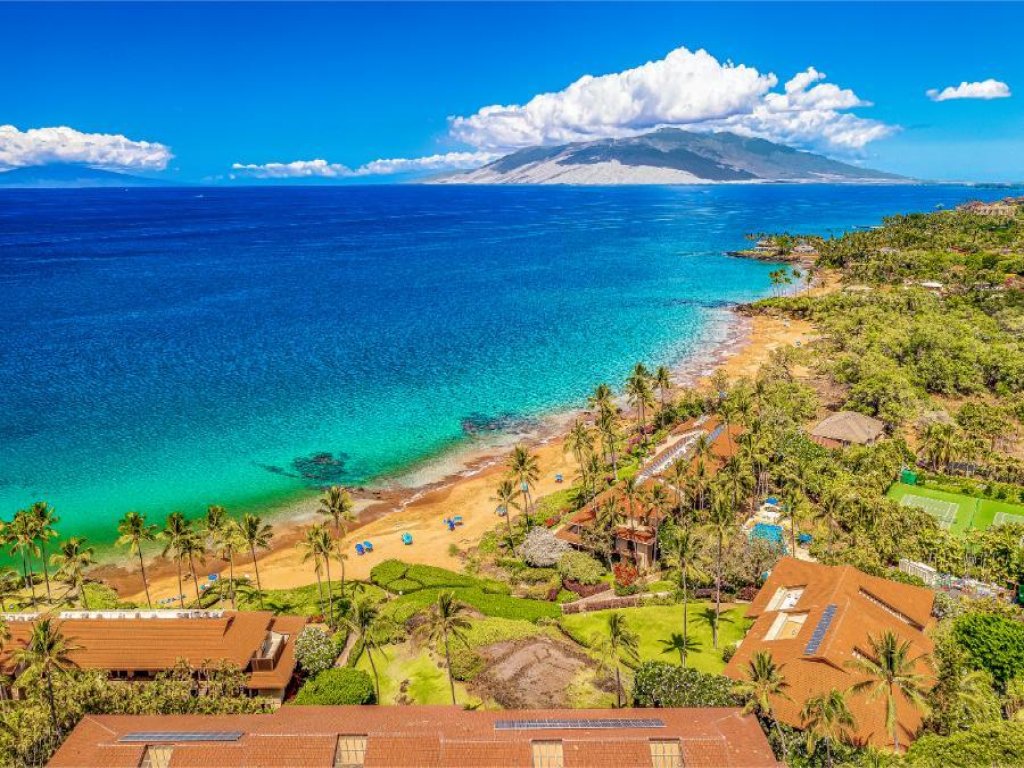 MAKENA SURF, #G-103 Vacation Rental in Hawaii - RedAwning