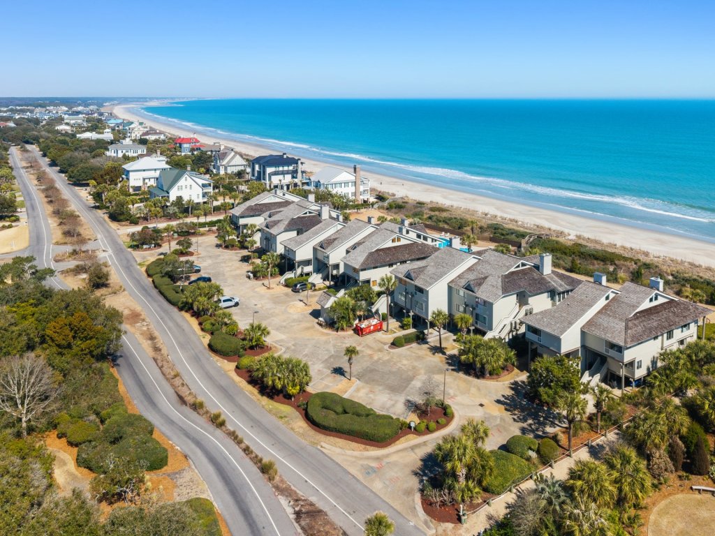 Pulliam / Menge in DeBordieu Colony Vacation Rental in South Carolina - RedAwning
