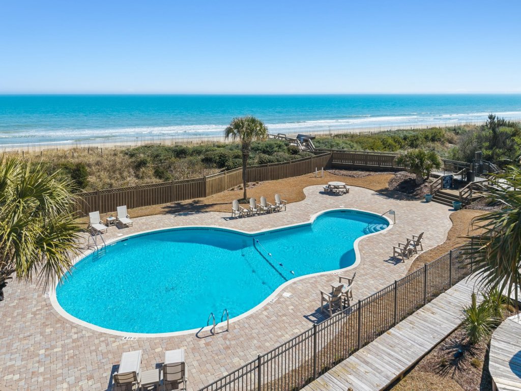 Pulliam / Menge in DeBordieu Colony Vacation Rental in South Carolina - RedAwning