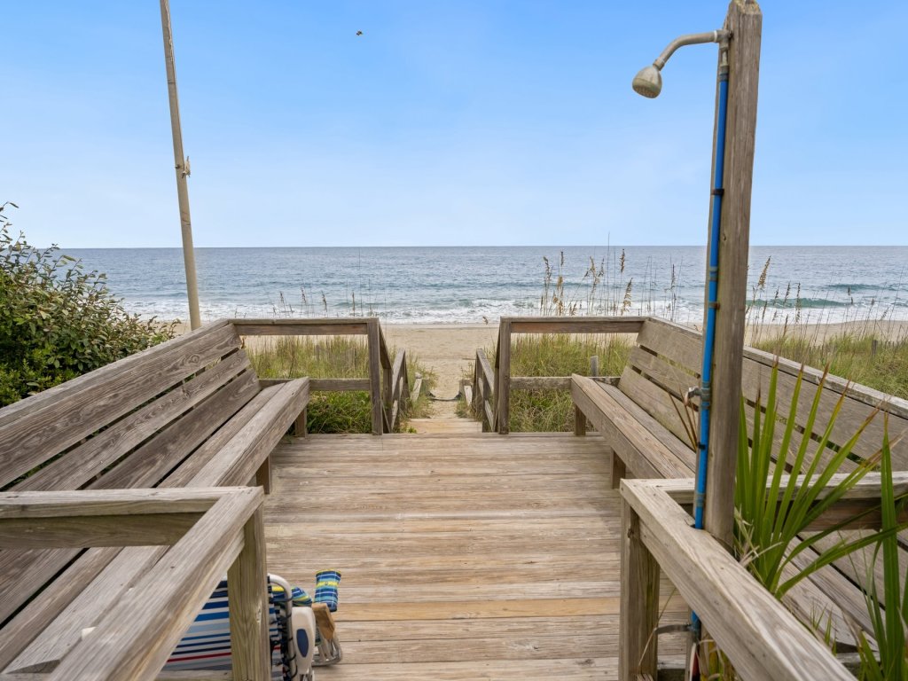 Kitchens Beach House Vacation Rental in South Carolina - RedAwning