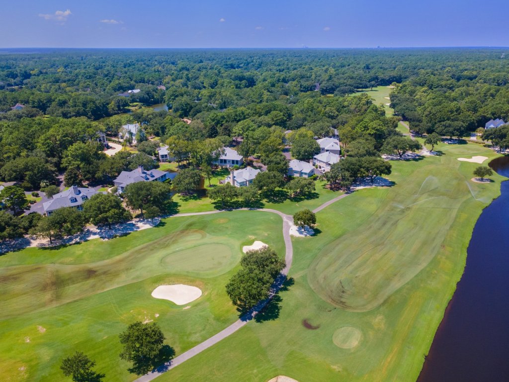 Good Trouble Vacation Rental in South Carolina - RedAwning