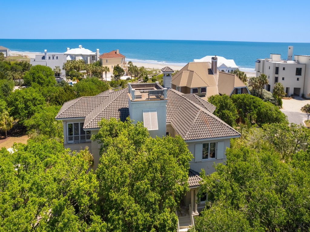 Pearce Chateau Vacation Rental in South Carolina - RedAwning