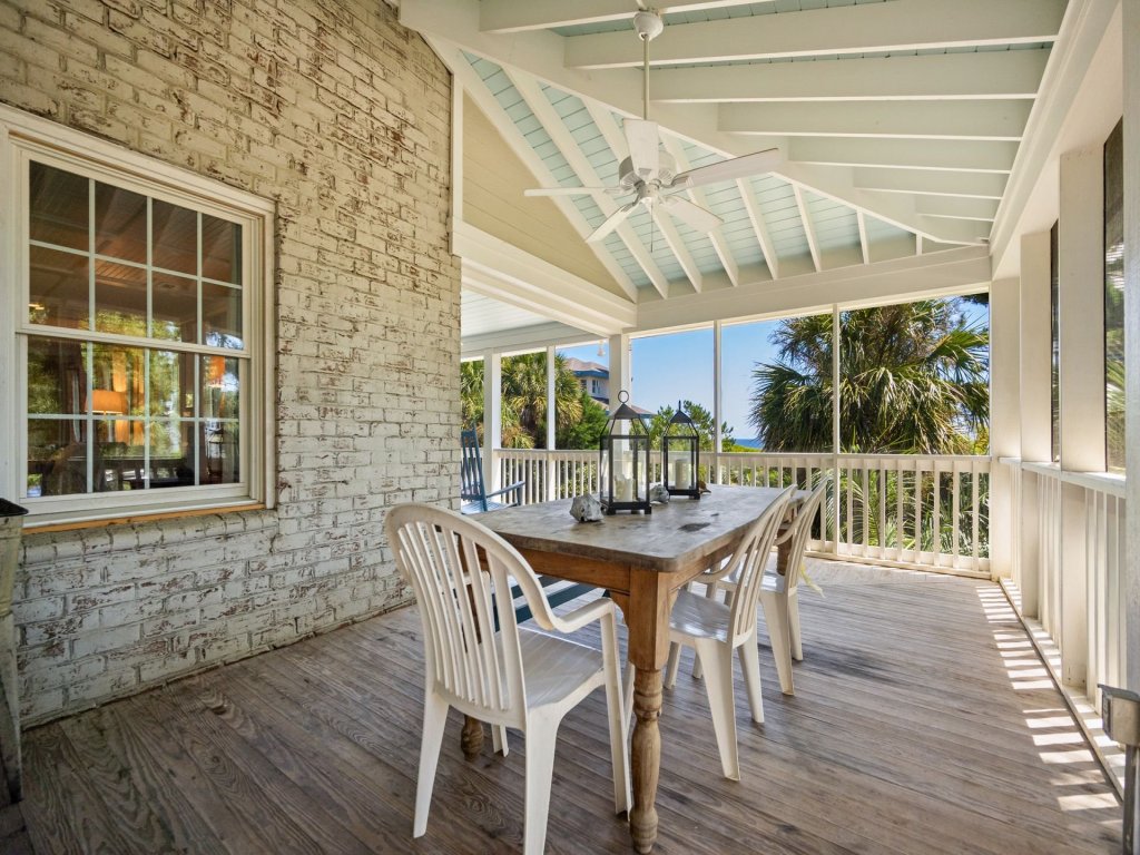 Palmetto Cottage Vacation Rental in South Carolina - RedAwning
