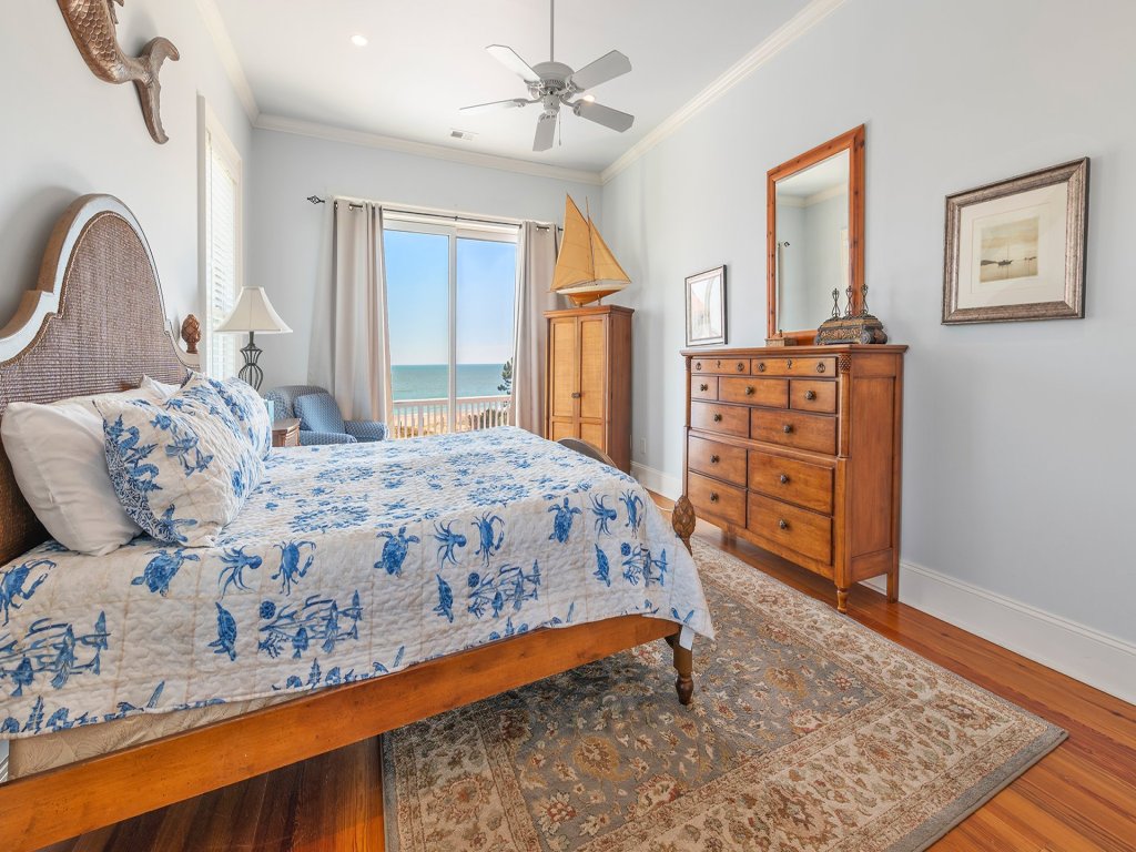 Blue Dolphin Vacation Rental in South Carolina - RedAwning