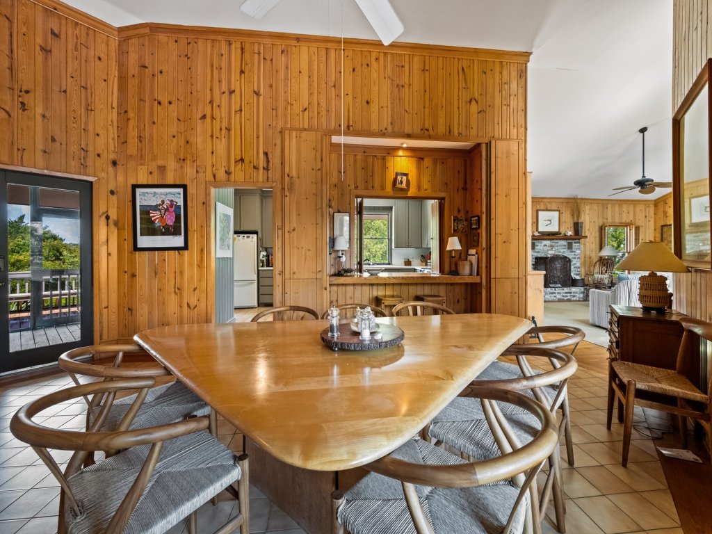 Easy Breezy Vacation Rental in South Carolina - RedAwning