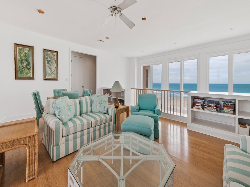 Ocean Ease Vacation Rental in South Carolina - RedAwning