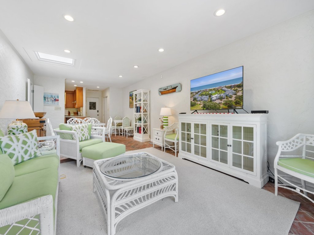 Waters Edge Vacation Rental in South Carolina - RedAwning