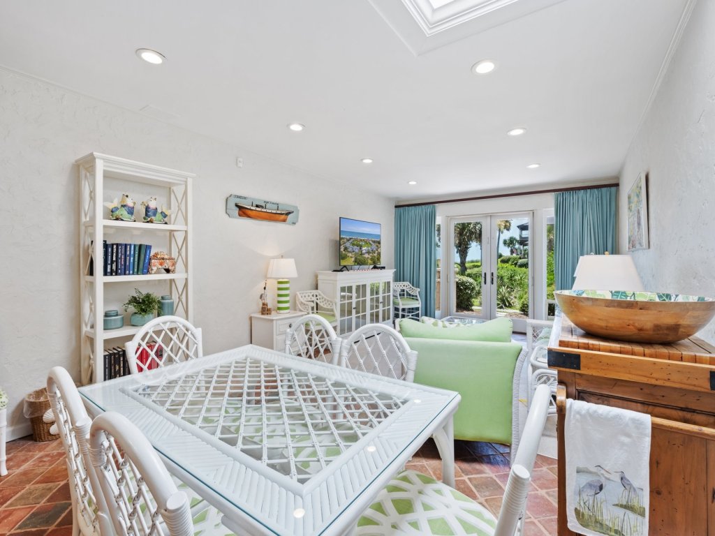 Waters Edge Vacation Rental in South Carolina - RedAwning