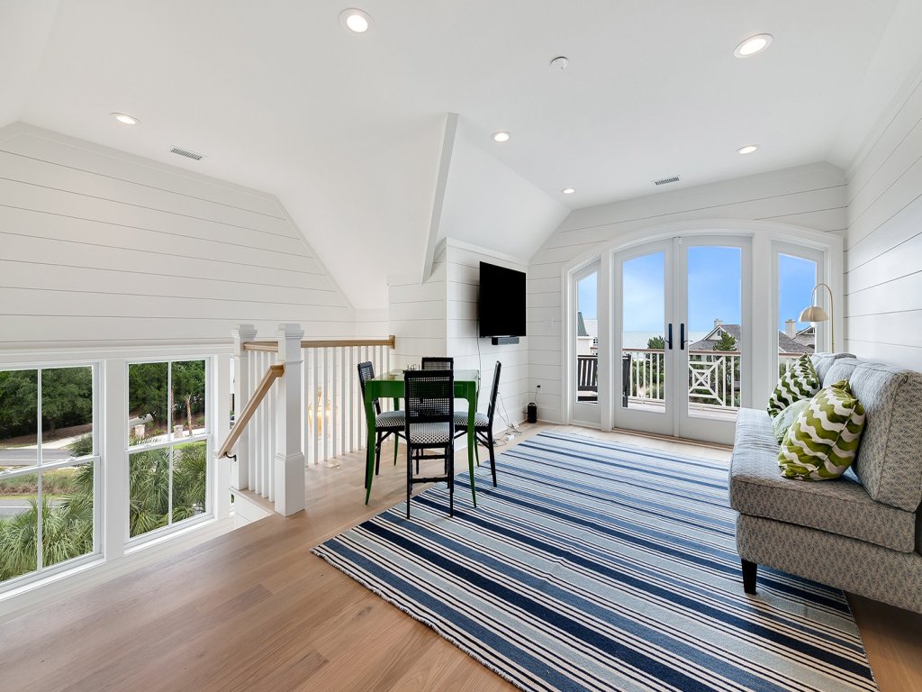 TennesSea House Vacation Rental in South Carolina - RedAwning