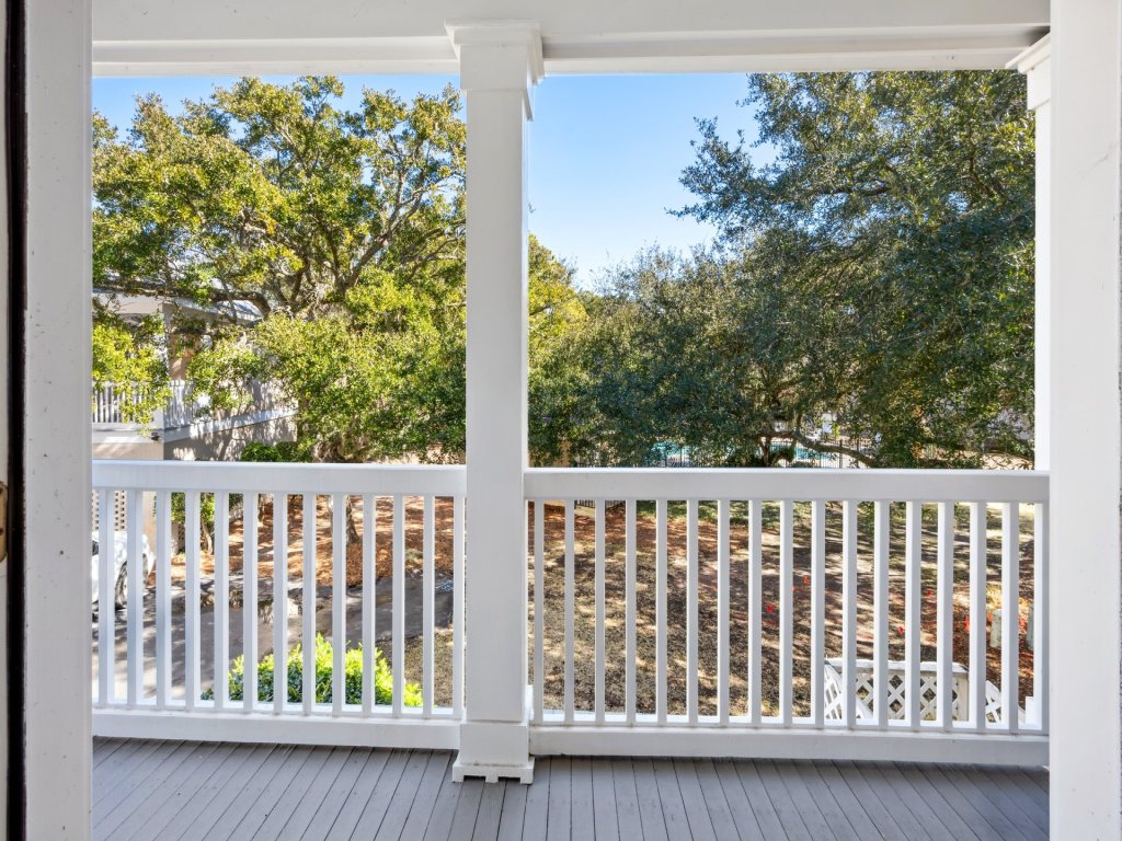 Poolside Vacation Rental in South Carolina - RedAwning
