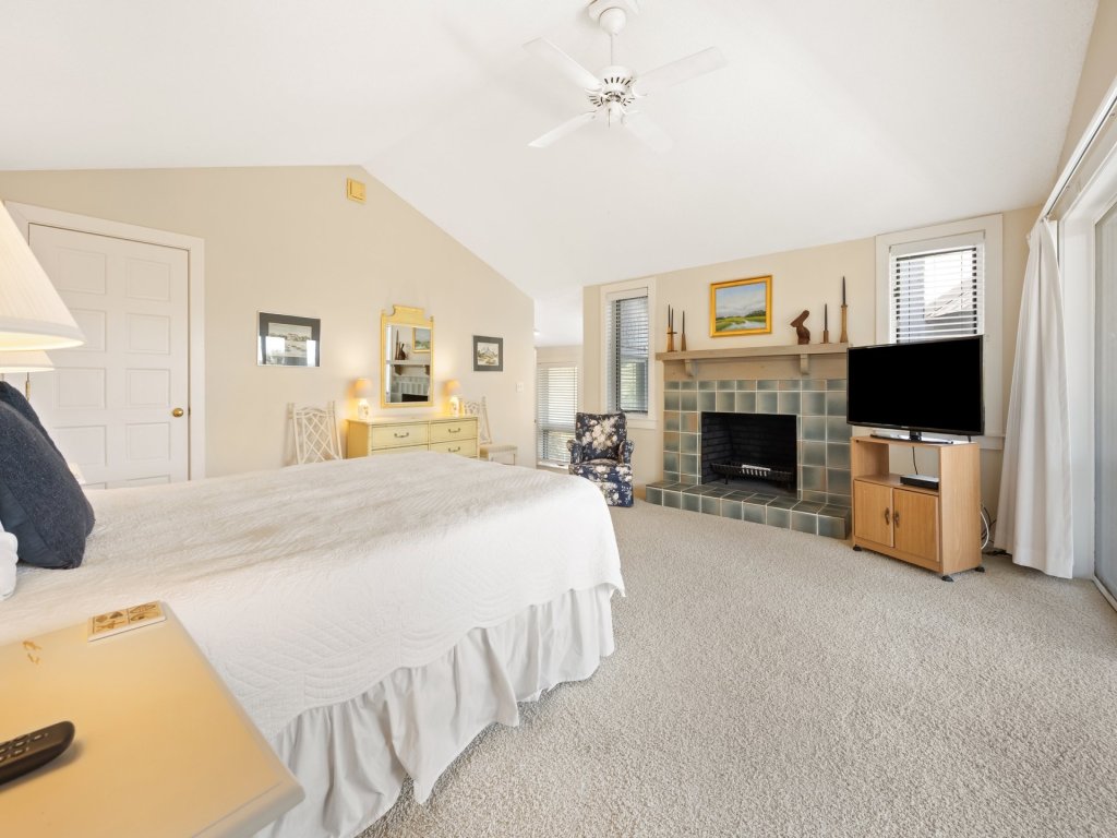 Deans Villa Vacation Rental in South Carolina - RedAwning