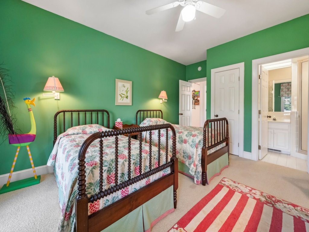 Folk Art Oasis Vacation Rental in South Carolina - RedAwning