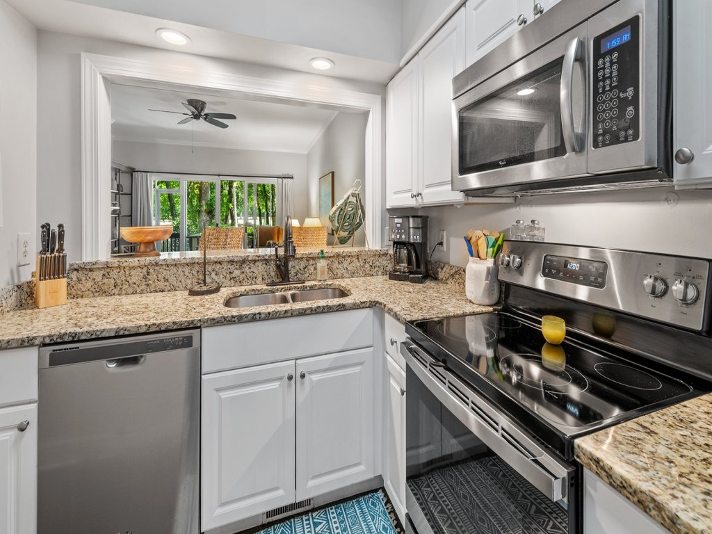 307-1 Live Oaks Retreat Vacation Rental in Pawleys Island - RedAwning