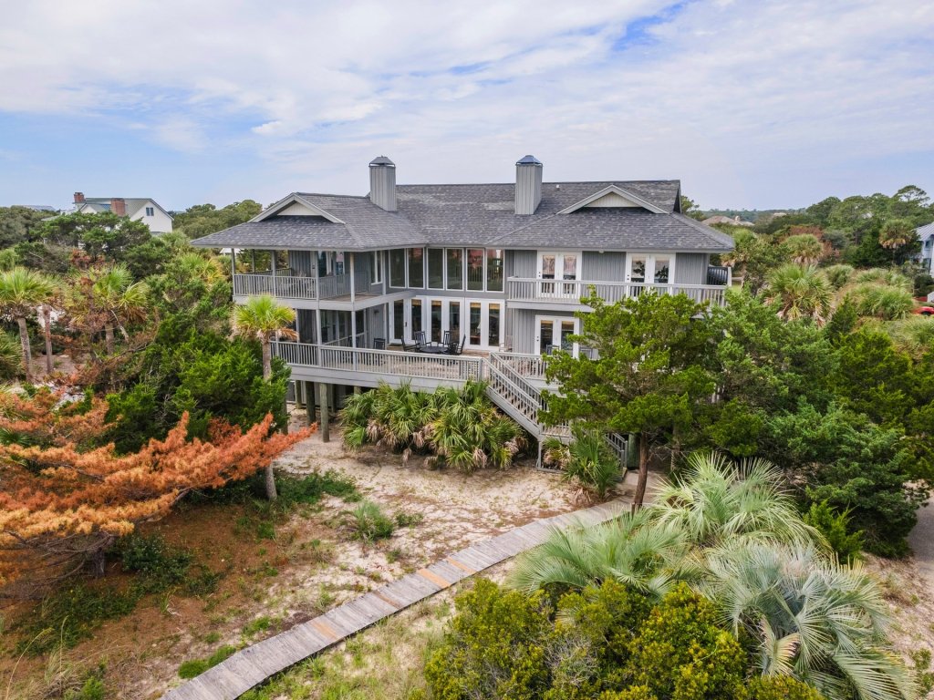 Southern Dunes Vacation Rental in South Carolina - RedAwning
