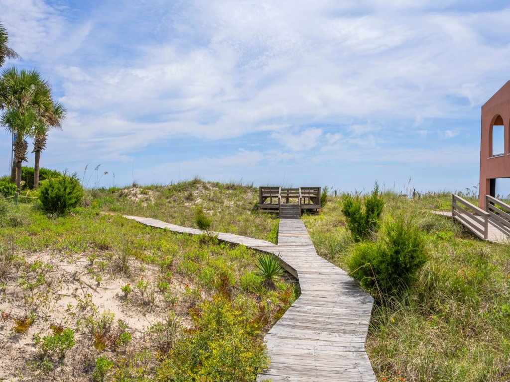 Southern Dunes Vacation Rental in South Carolina - RedAwning