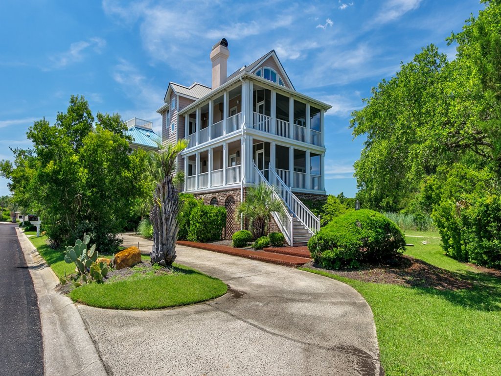 Sunny Dunes Vacation Rental in South Carolina - RedAwning