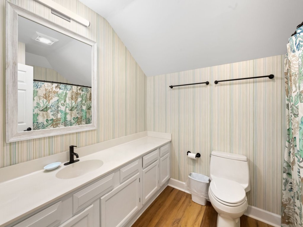 Caddyshack Vacation Rental in South Carolina - RedAwning