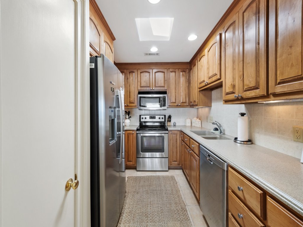 Sea Breeze Vacation Rental in South Carolina - RedAwning
