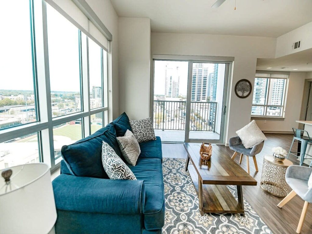 Charlotte Uptown Fully Furnished Apartments Vacation Rental in North Carolina - RedAwning