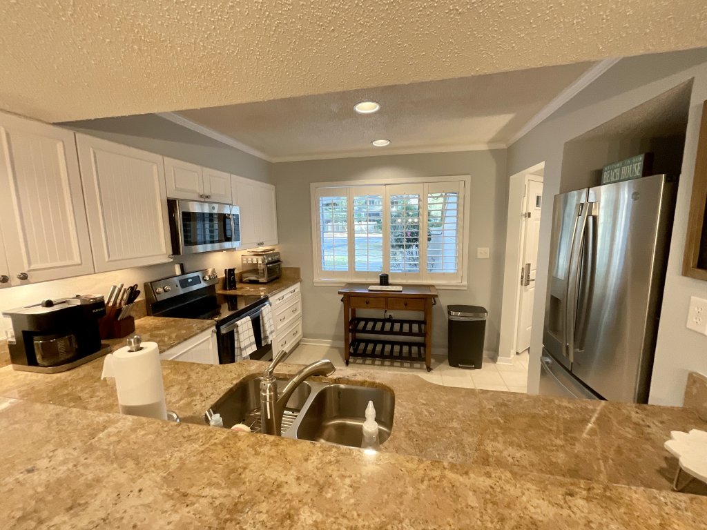 21C Richmond Park Vacation Rental in Myrtle Beach - RedAwning