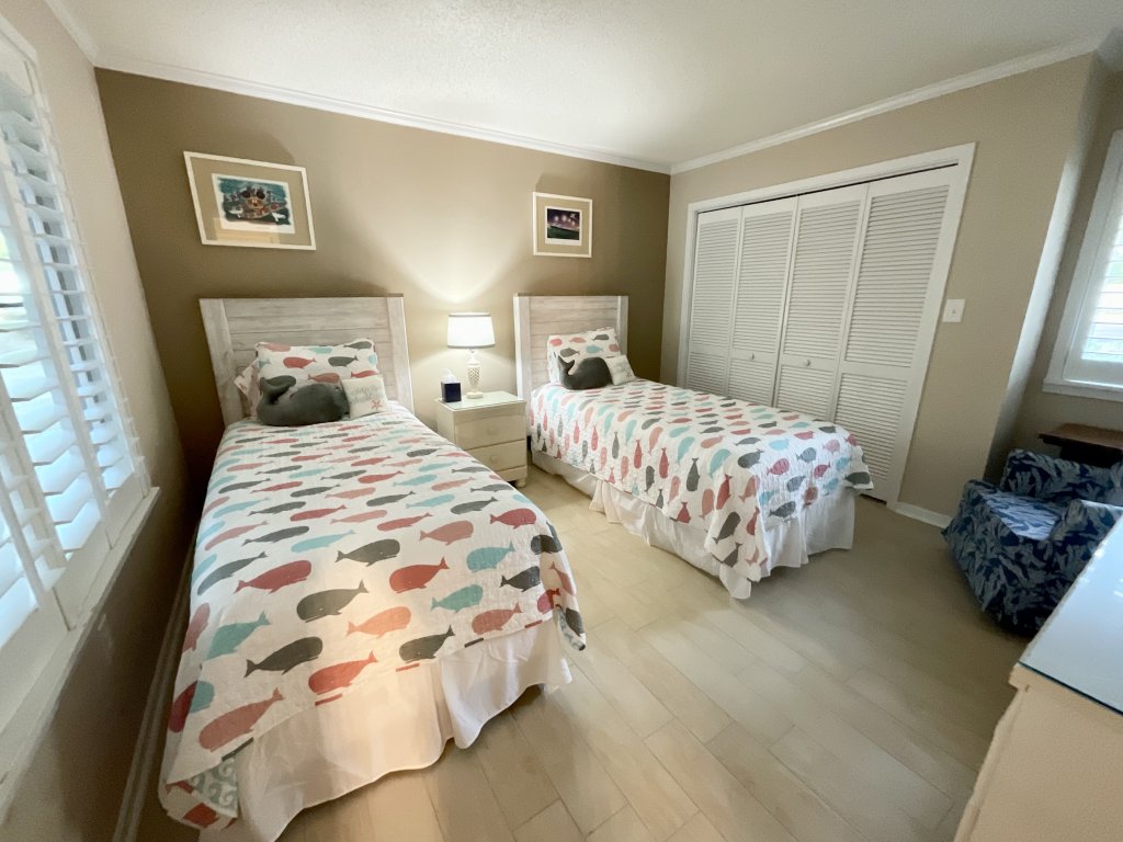21C Richmond Park Vacation Rental in Myrtle Beach - RedAwning