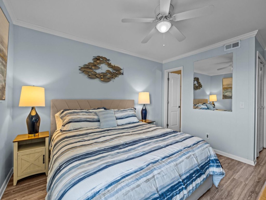 Southwinds G10 Vacation Rental in North Carolina - RedAwning