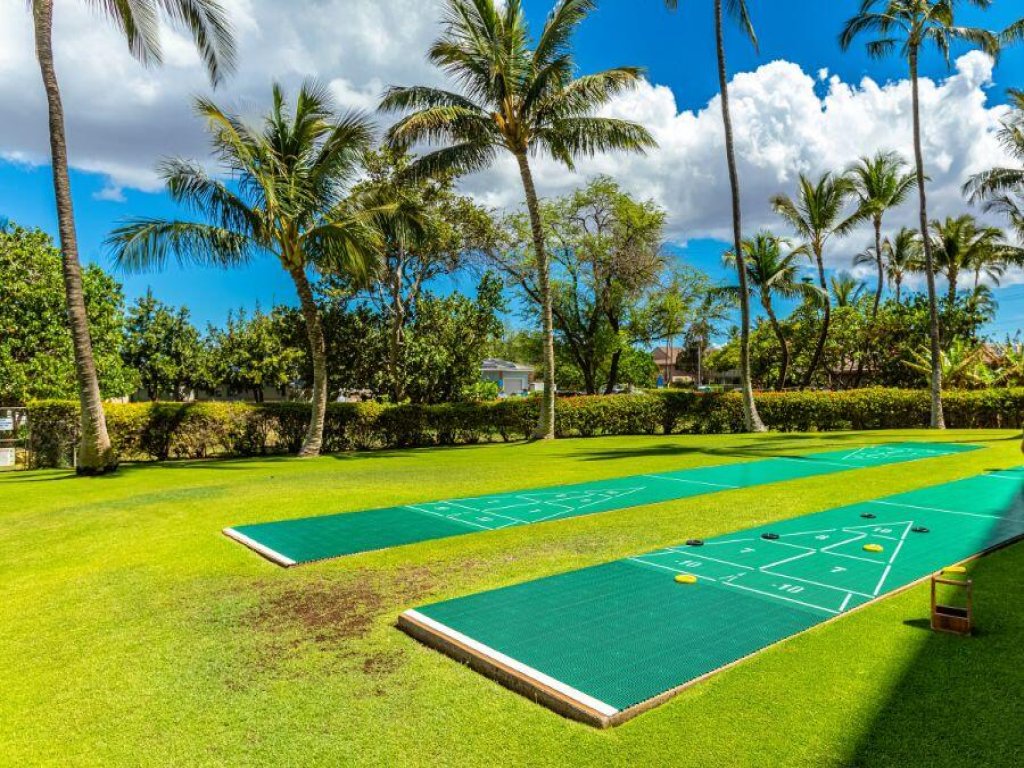 MENEHUNE SHORES, #517** Vacation Rental in Hawaii - RedAwning