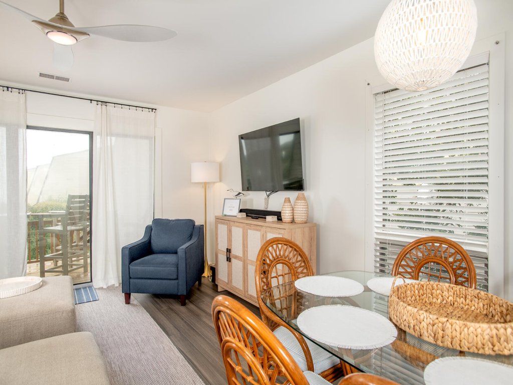 Ocean Grove L1 (Lucky Enough) Vacation Rental in North Carolina - RedAwning