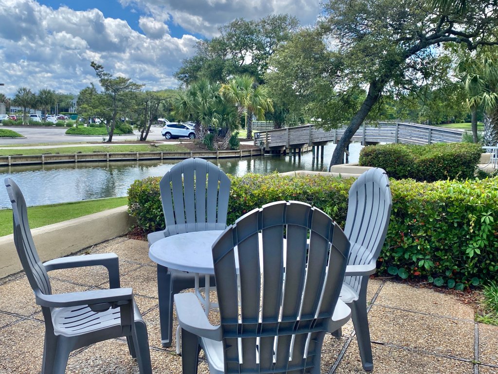 WATER VIEWS WALK 2 BEACH GREAT RENO FULL ACCESS 8C Vacation Rental in Myrtle Beach - RedAwning