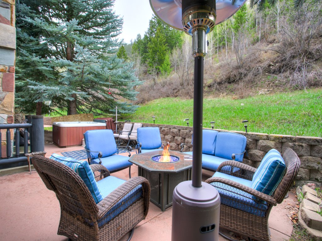 Exquisite, Private Mountain Home Retreat Vacation Rental in Edwards - RedAwning