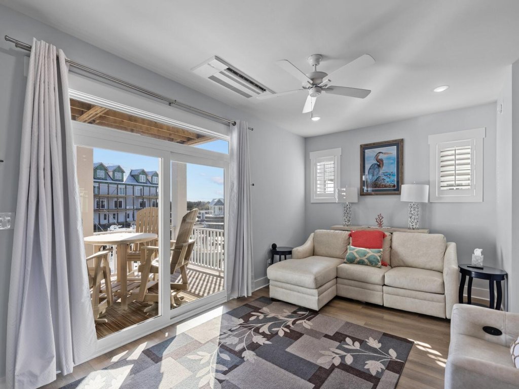 South Breeze Vacation Rental in North Carolina - RedAwning