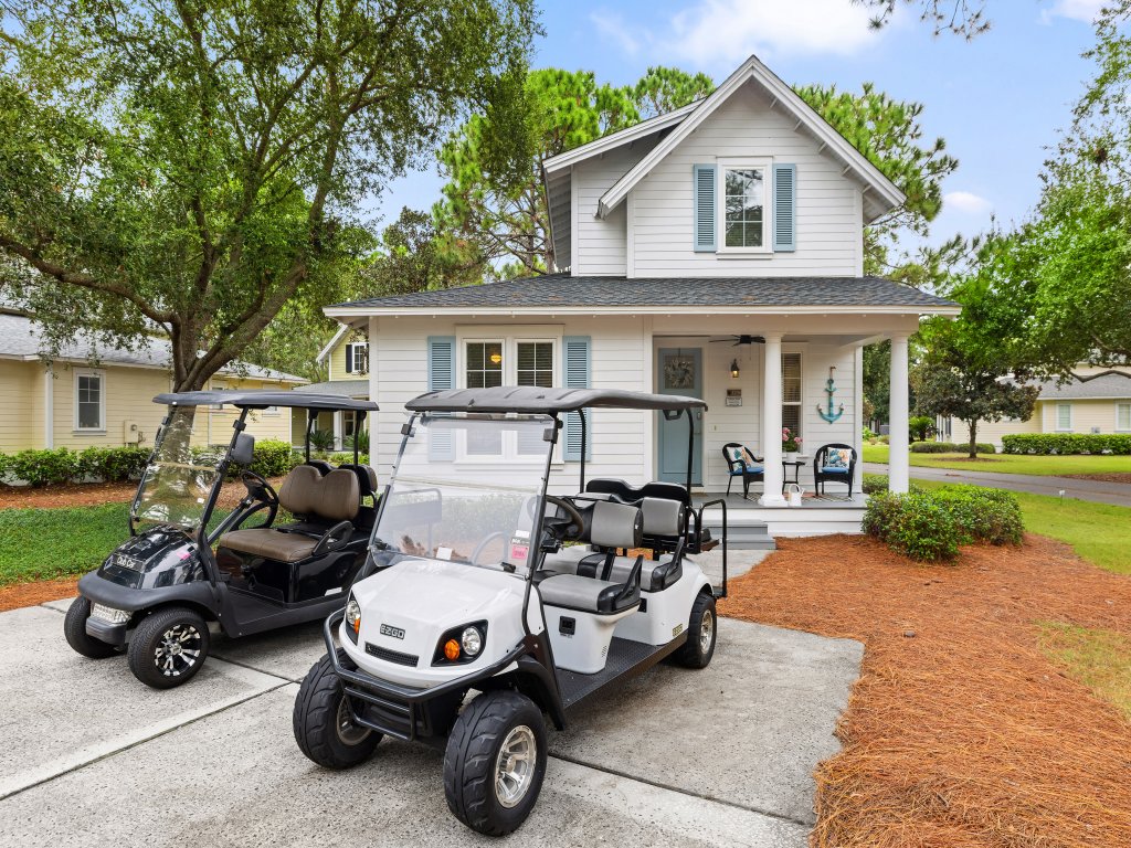 1298 Laurel Grove Vacation Rental in Miramar Beach - RedAwning