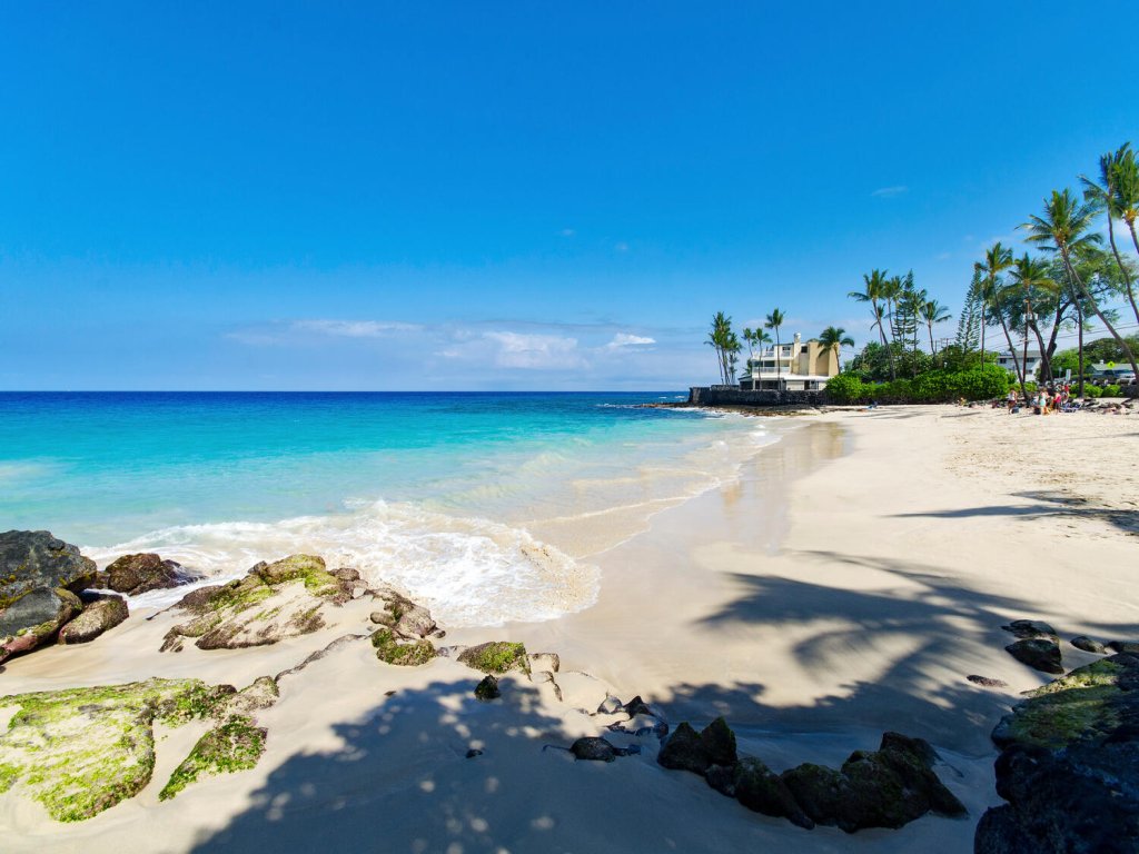 White Sands Village#206 Vacation Rental in Kailua Kona - RedAwning