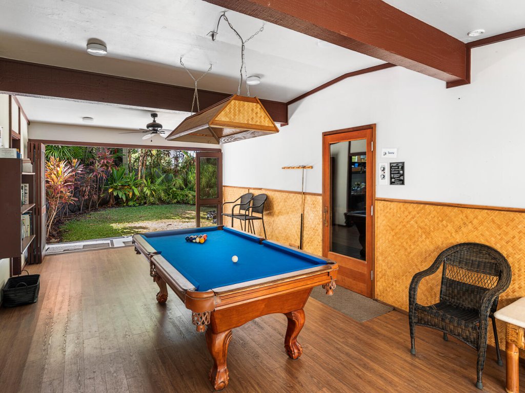 White Sands Village#206 Vacation Rental in Kailua Kona - RedAwning