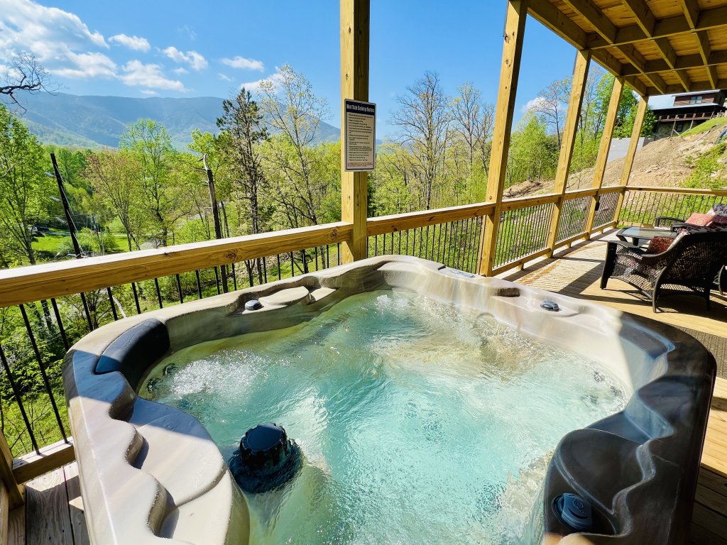 A Tyme to Chill Vacation Rental in Sevierville - RedAwning