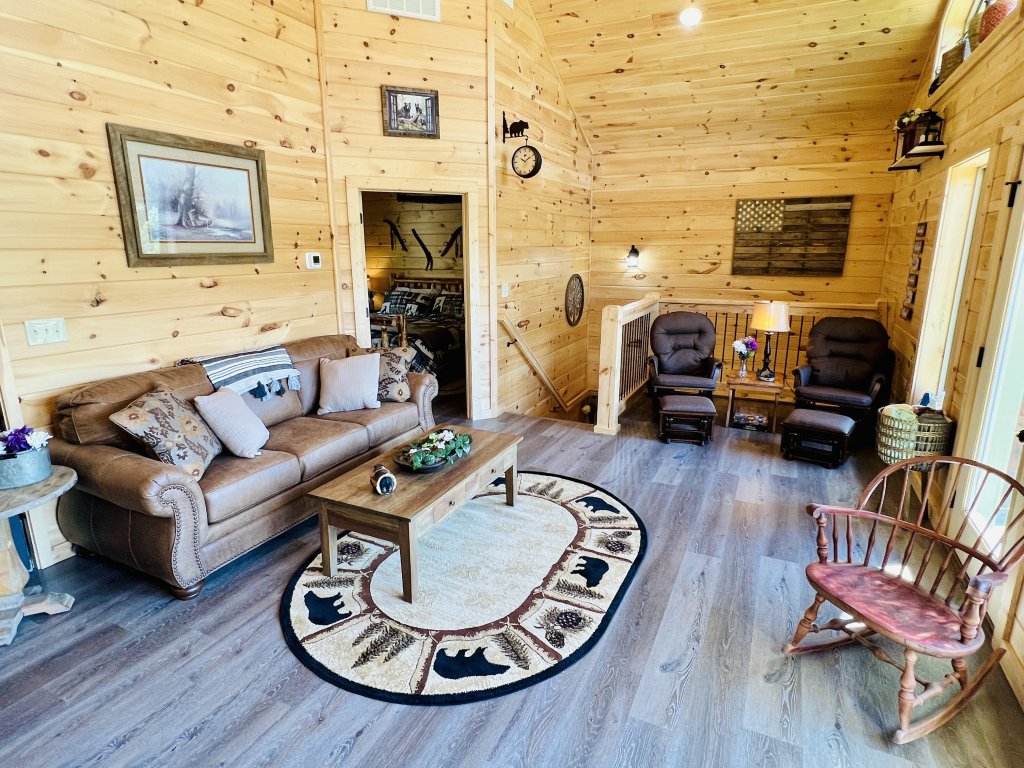 A Tyme to Chill Vacation Rental in Sevierville - RedAwning